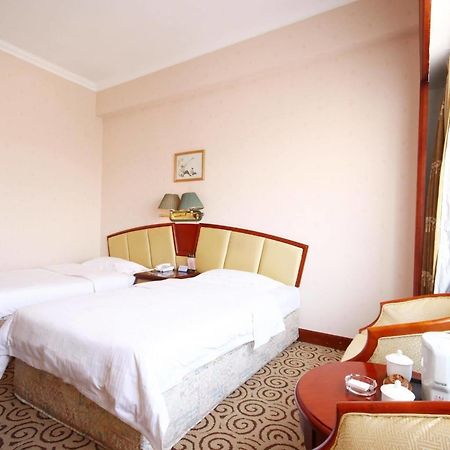 Hampton By Hilton Dalian Zhongshan Экстерьер фото