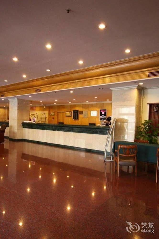 Hampton By Hilton Dalian Zhongshan Экстерьер фото