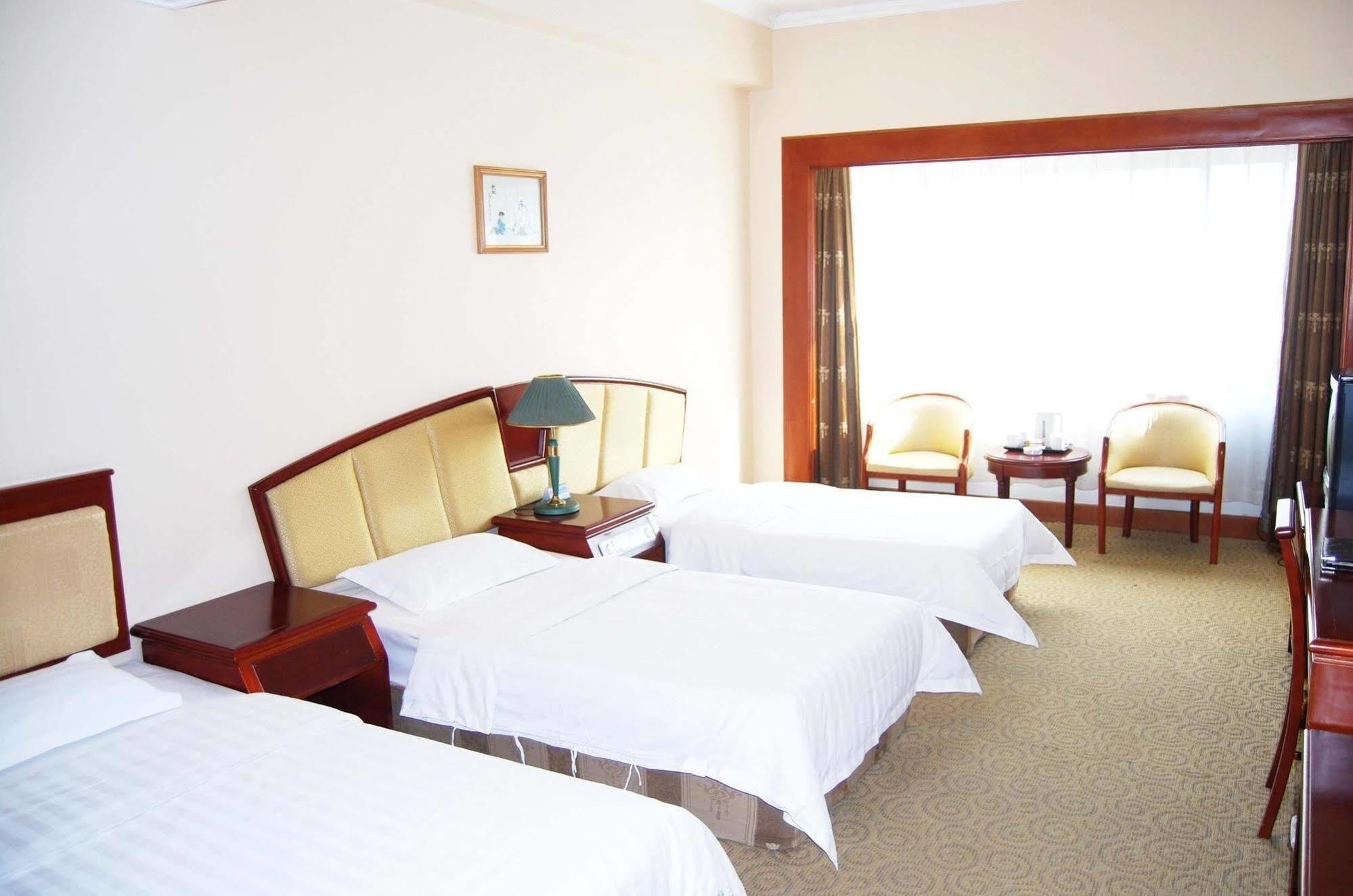 Hampton By Hilton Dalian Zhongshan Экстерьер фото