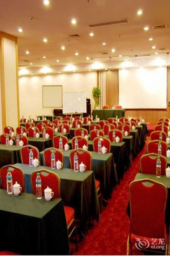 Hampton By Hilton Dalian Zhongshan Экстерьер фото